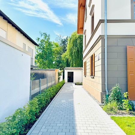 E&K Living - Design Apartments - Netflix - Audi - In Village - Free Parking Ίνγκολστατ Εξωτερικό φωτογραφία